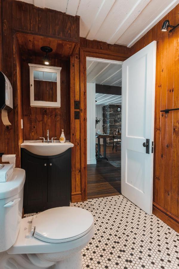 Auberge De L'Ouest Deschambault Esterno foto